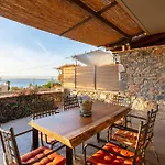 Dom wakacyjny Paradise Nest - A Blissful Hideout Kalamata