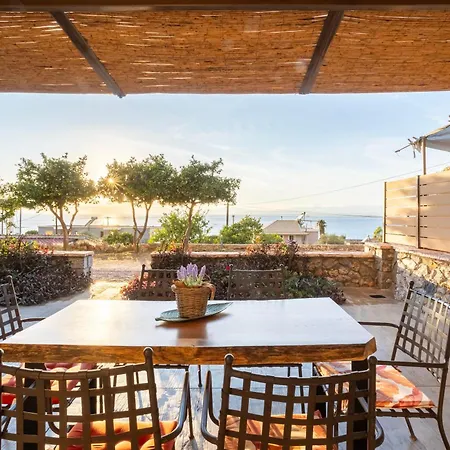 Paradise Nest - A Blissful Hideout *